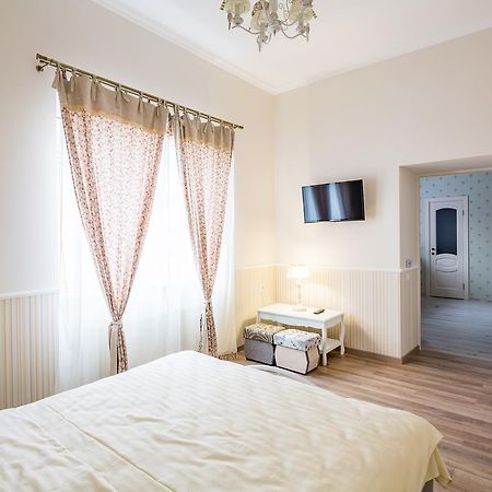 Lovely Apartment In The City Center Lviv Extérieur photo