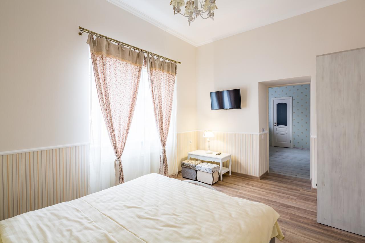 Lovely Apartment In The City Center Lviv Extérieur photo